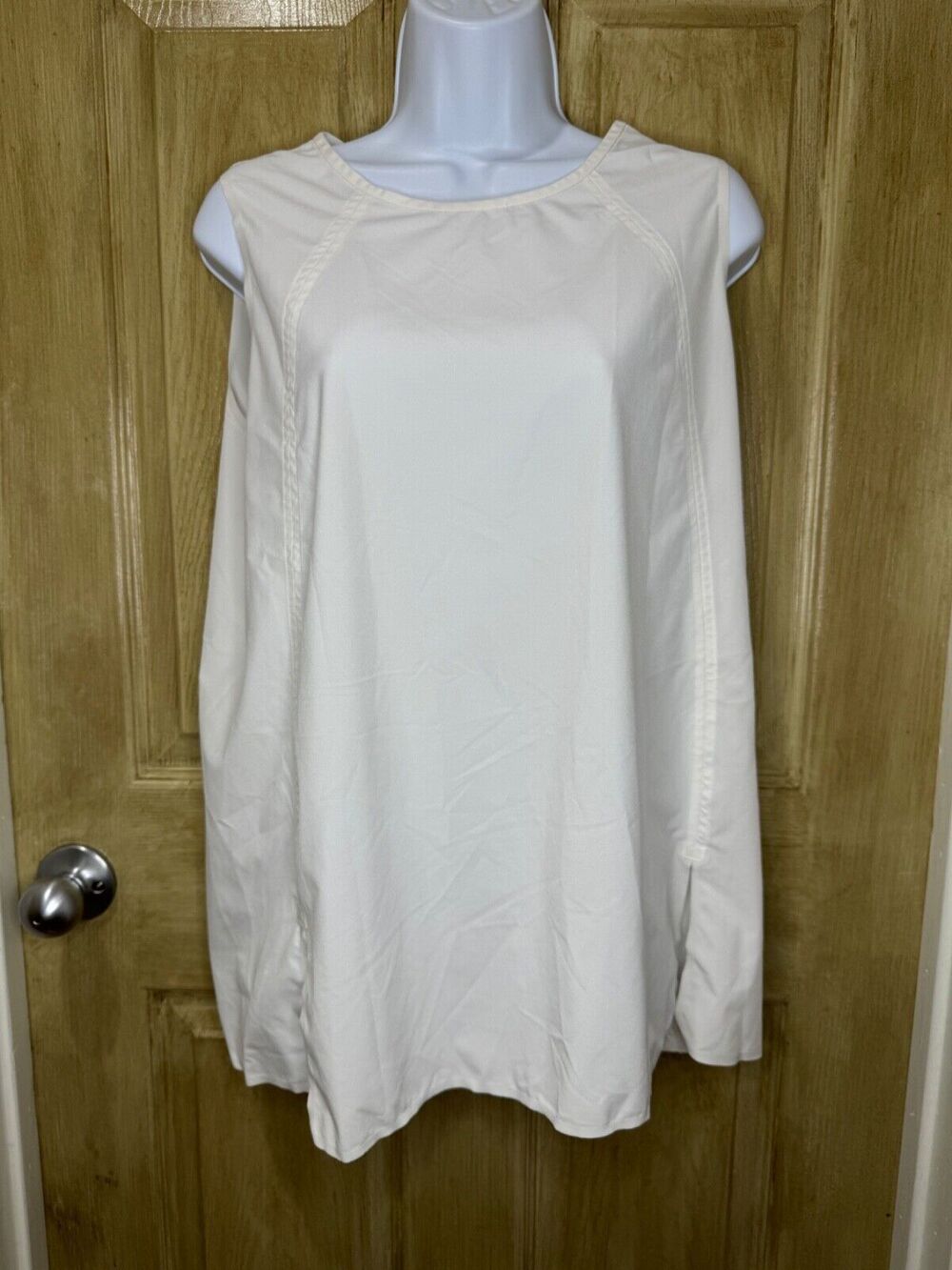 Athleta Zephyr Tank Top Womens Medium White Featherweight Stretch Gym